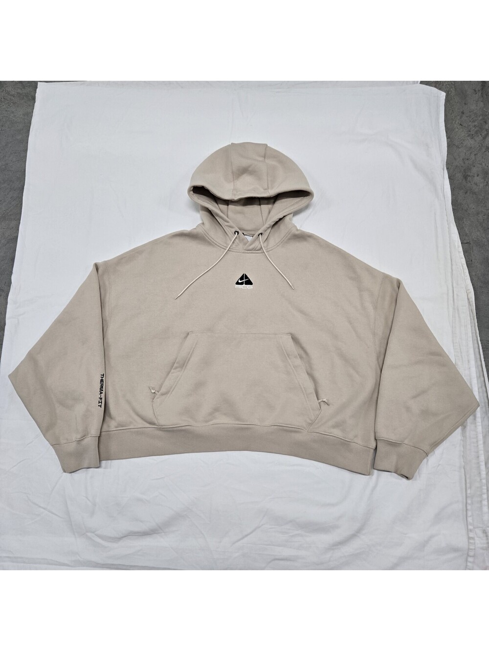 EUC Size LARGE Women's Nike ACG Hoodie Beige Therma-FIT Tuff Knit Fleece Sweater